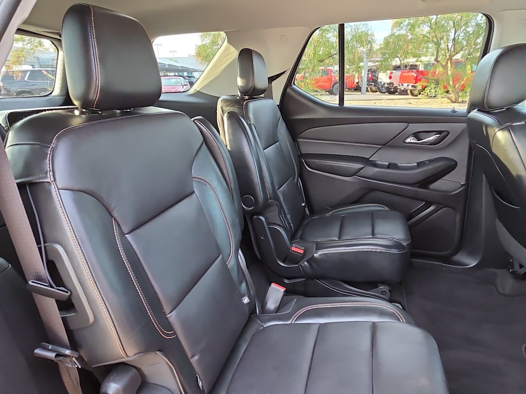 Thumbnail: 2018 Chevrolet Traverse - 11