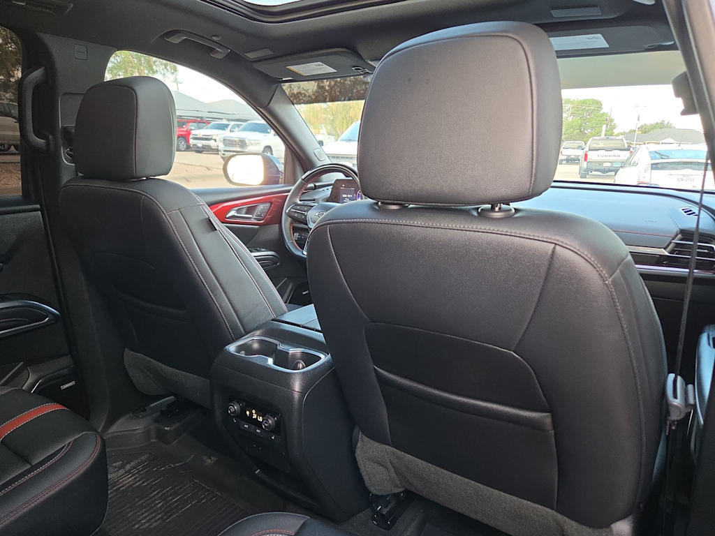Thumbnail: 2026 Chevrolet Traverse - 12