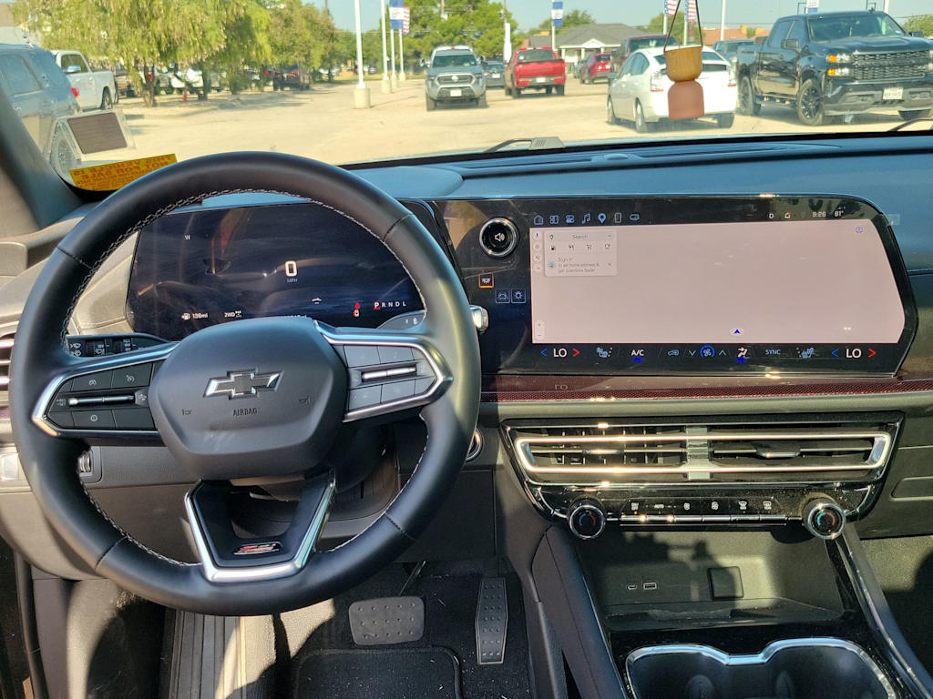 Thumbnail: 2025 Chevrolet Traverse - 10