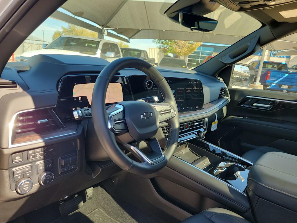 Thumbnail: 2025 Chevrolet Tahoe - 2