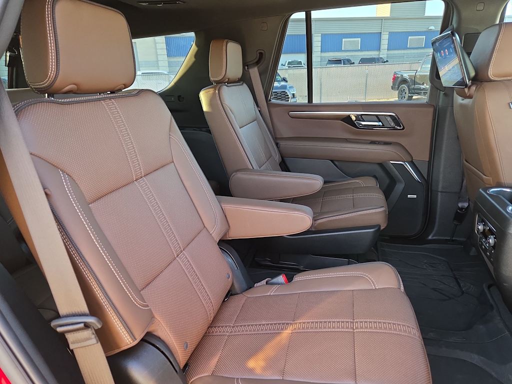 Thumbnail: 2026 Chevrolet Tahoe - 20