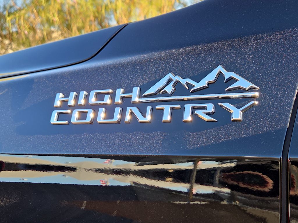 Thumbnail: 2025 Chevrolet Tahoe - 7