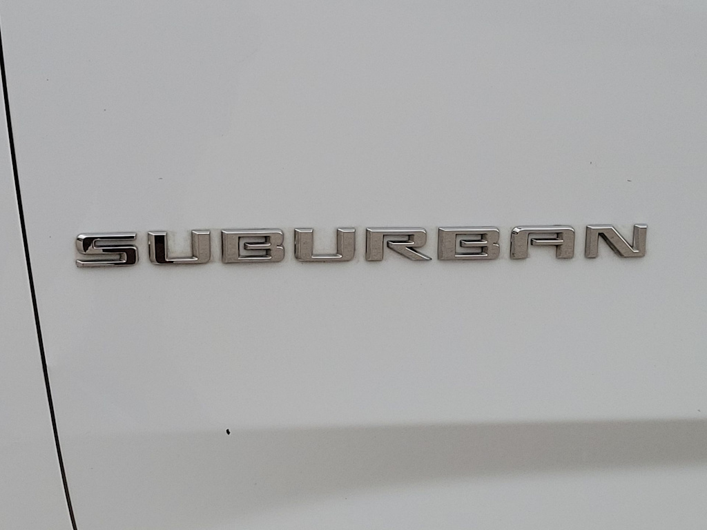 Thumbnail: 2022 Chevrolet Suburban - 6