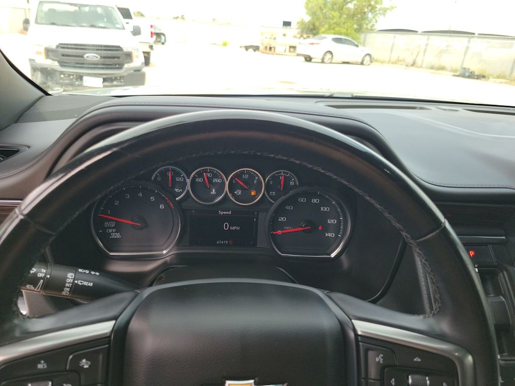 Thumbnail: 2023 Chevrolet Tahoe - 16
