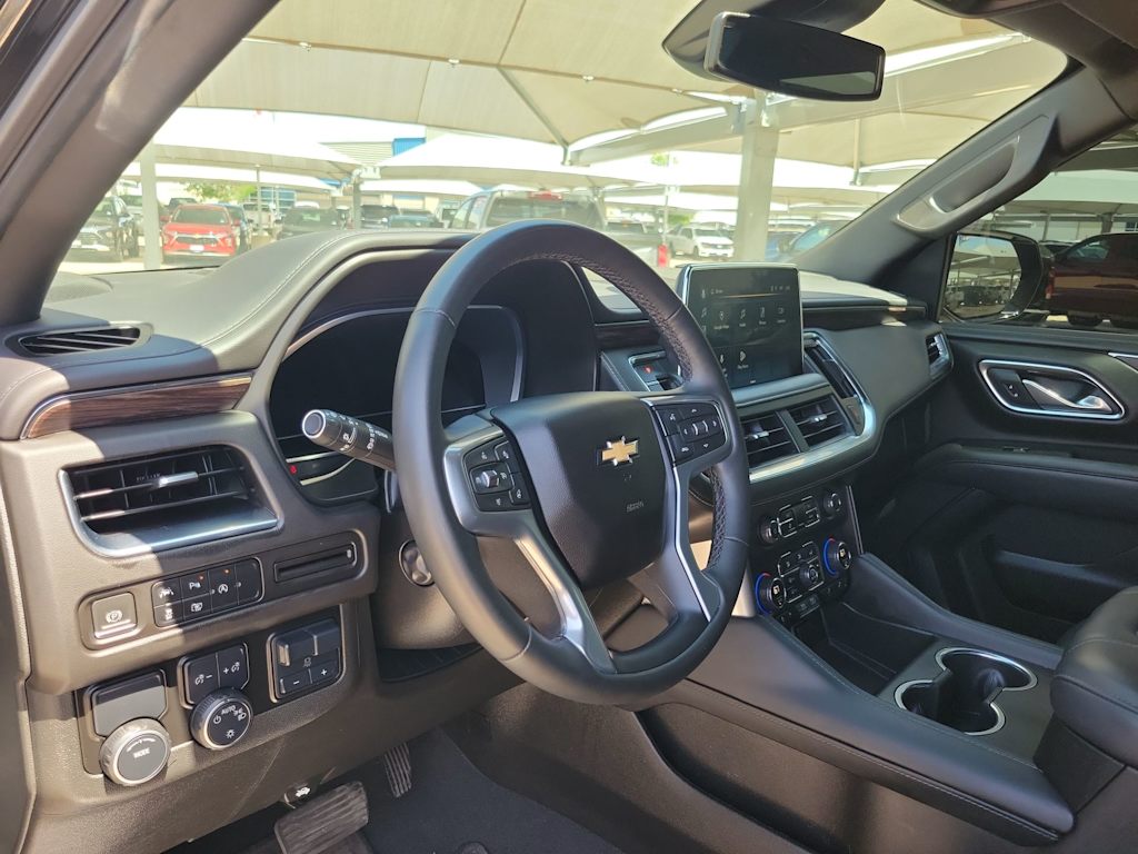 Thumbnail: 2023 Chevrolet Tahoe - 2