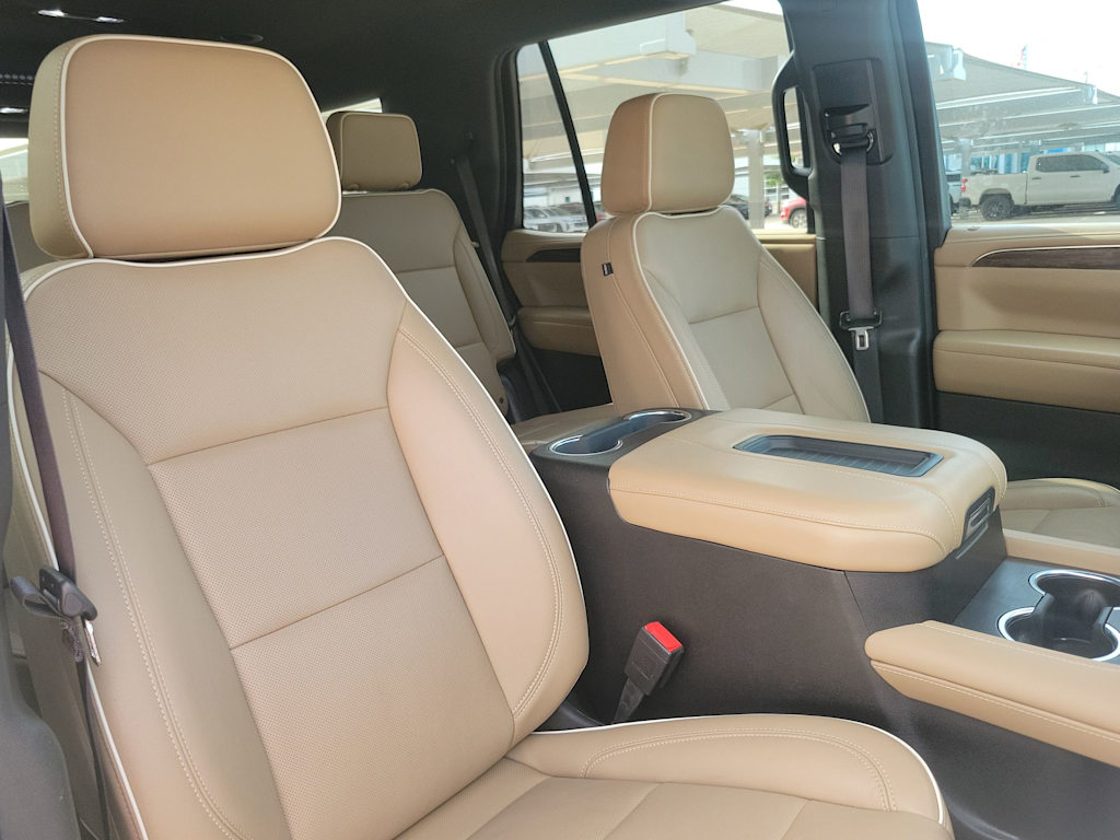 Thumbnail: 2021 Chevrolet Tahoe - 23
