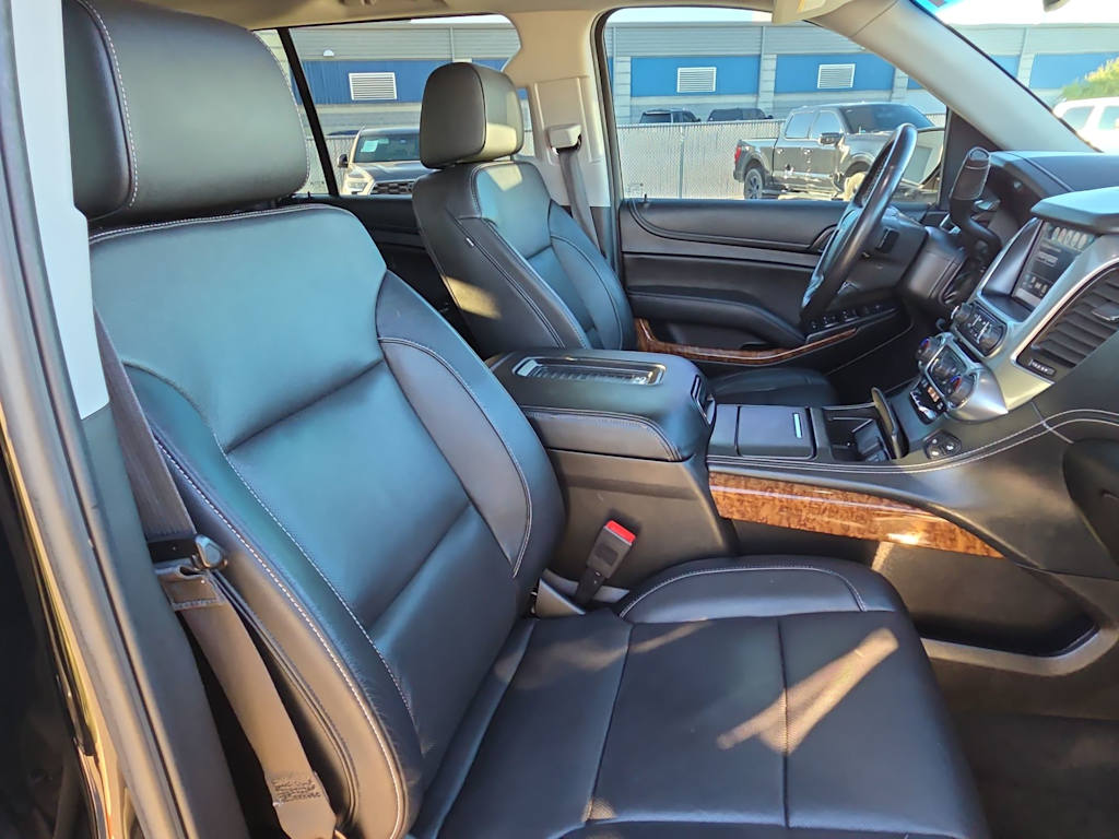 Thumbnail: 2018 Chevrolet Suburban - 21