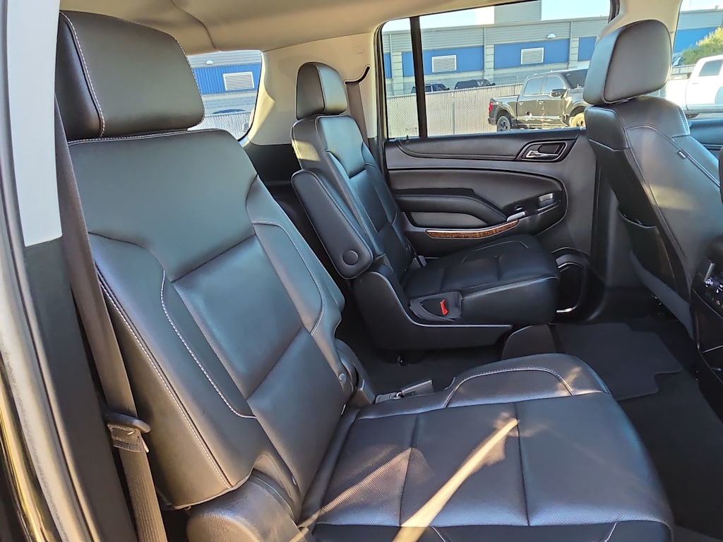Thumbnail: 2018 Chevrolet Suburban - 12