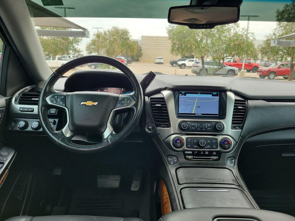 Thumbnail: 2019 Chevrolet Suburban - 10