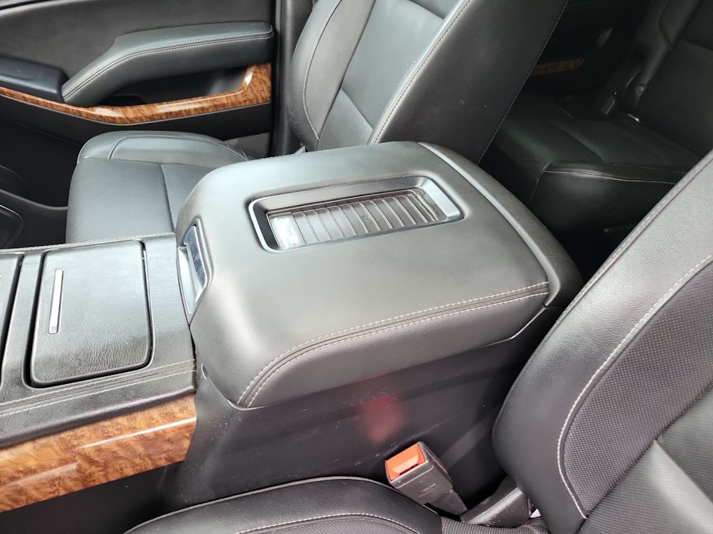 Thumbnail: 2019 Chevrolet Suburban - 16