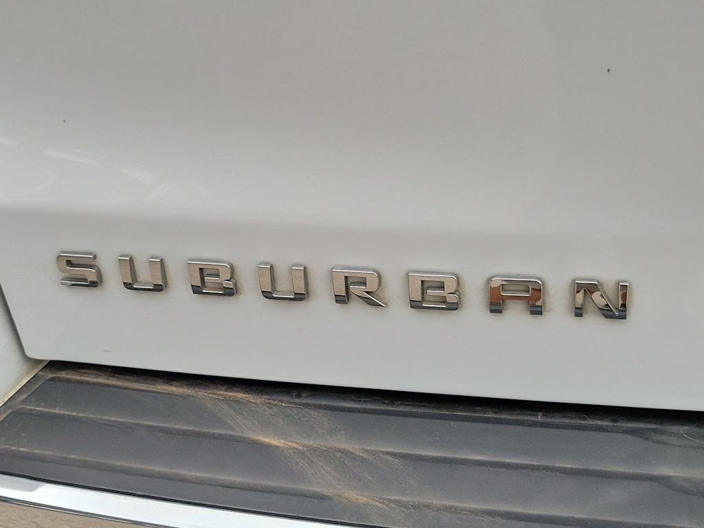 Thumbnail: 2019 Chevrolet Suburban - 7