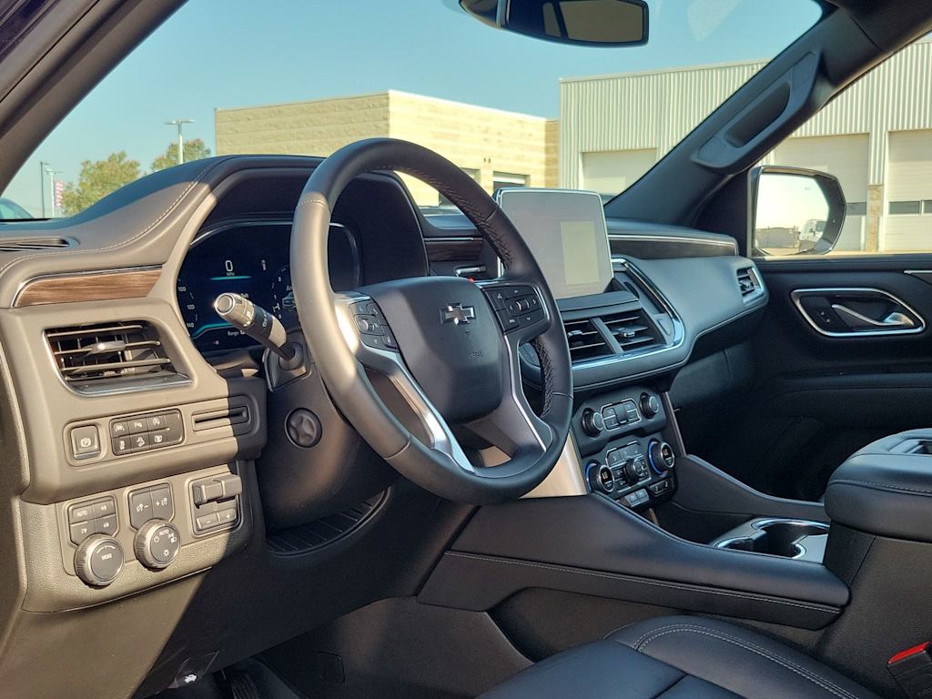 Thumbnail: 2024 Chevrolet Tahoe - 2