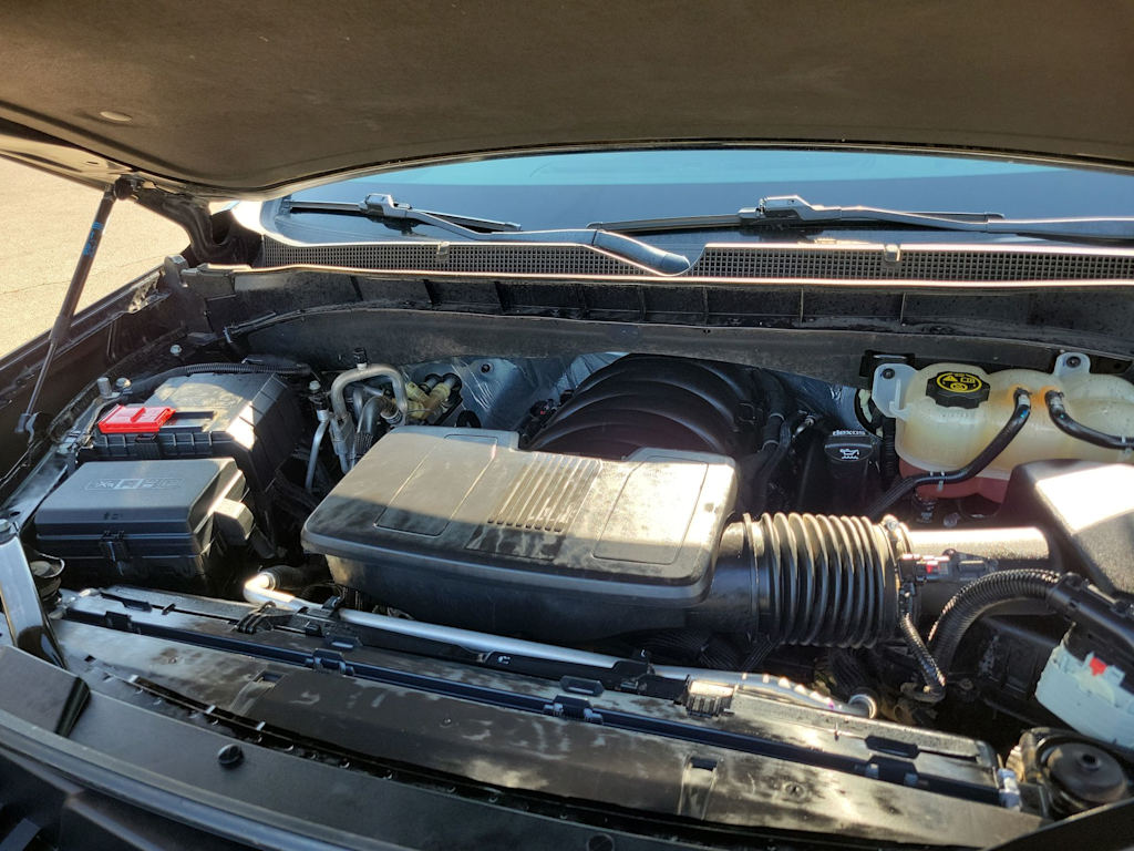 Thumbnail: 2022 Chevrolet Tahoe - 9