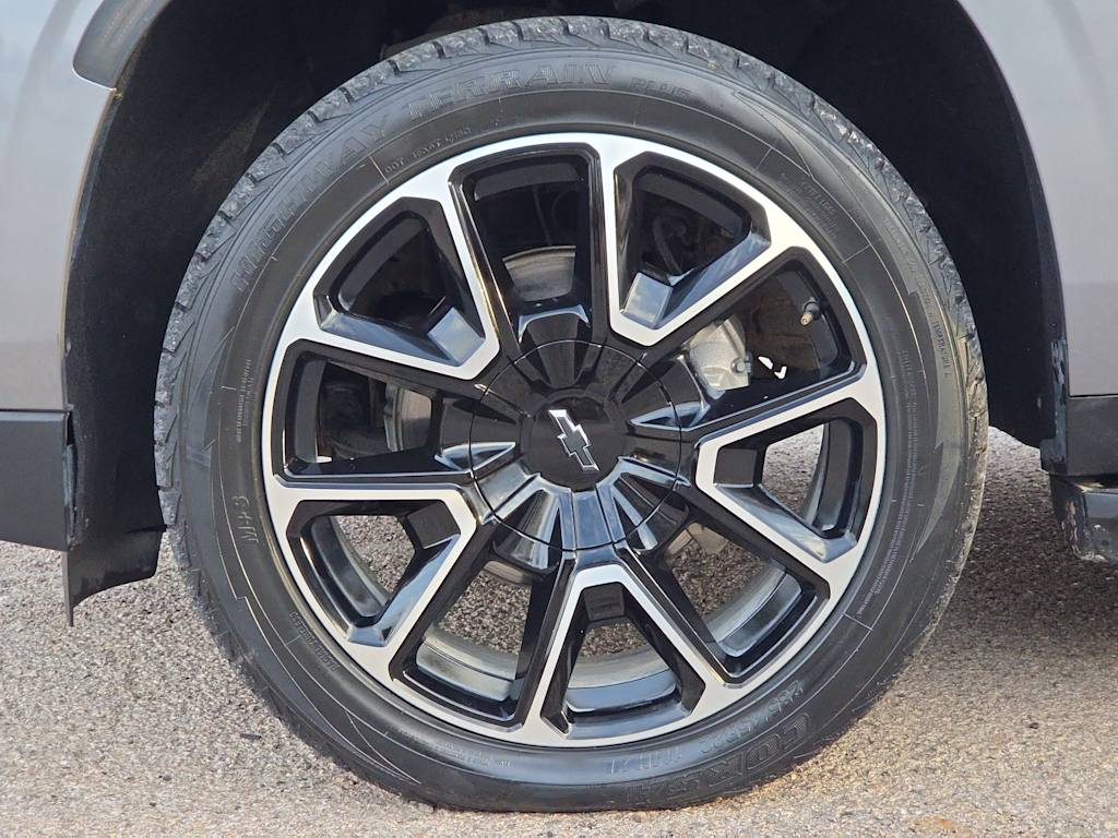 Thumbnail: 2021 Chevrolet Tahoe - 8