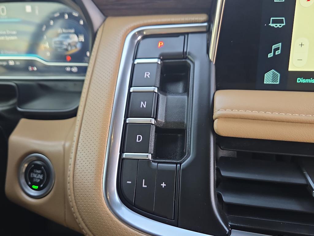 Thumbnail: 2023 Chevrolet Tahoe - 23