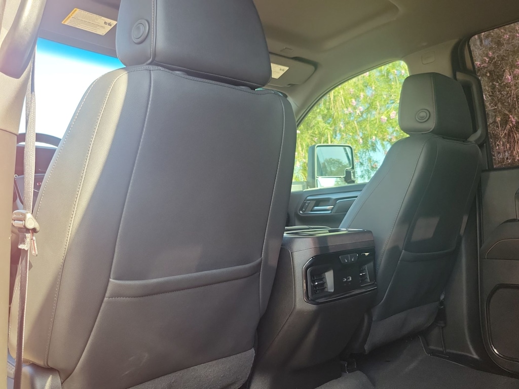 Thumbnail: 2024 GMC Sierra 2500 - 16