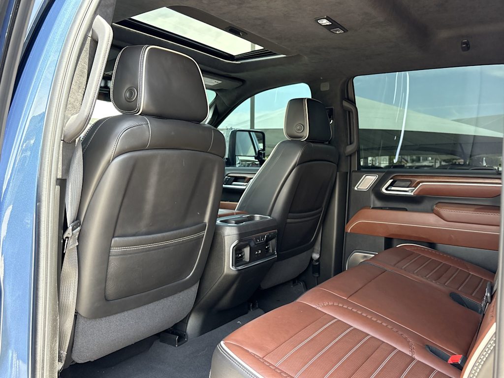 Thumbnail: 2025 GMC Sierra 2500 - 12