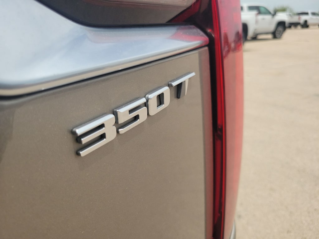 Thumbnail: 2023 Cadillac XT6 - 7