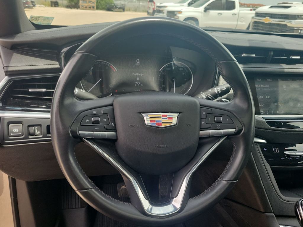 Thumbnail: 2023 Cadillac XT6 - 14