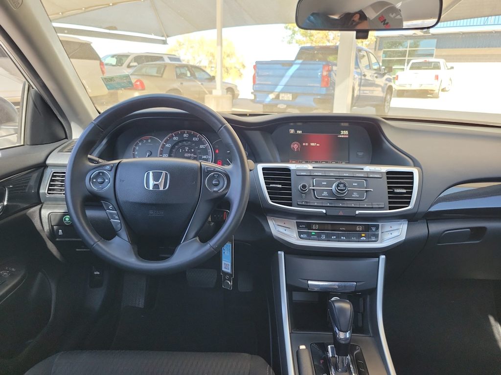 Thumbnail: 2015 Honda Accord - 10