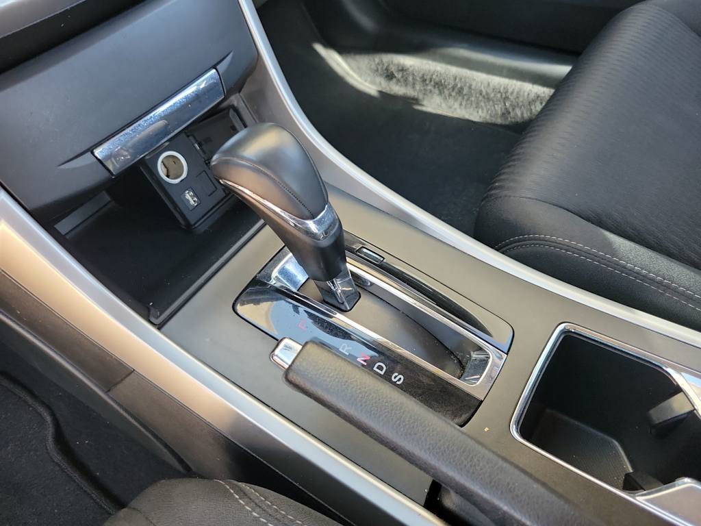 Thumbnail: 2015 Honda Accord - 16