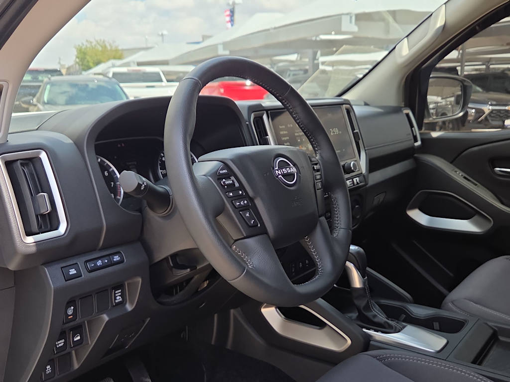 Thumbnail: 2025 Nissan Frontier - 2