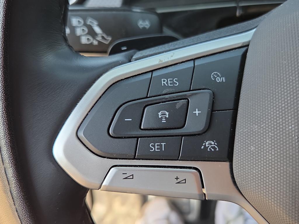 Thumbnail: 2024 Volkswagen Atlas - 23