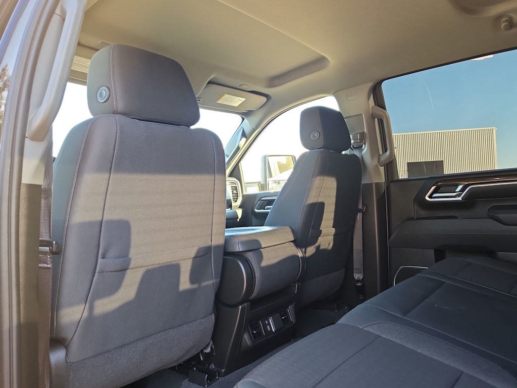 Thumbnail: 2025 Chevrolet Silverado 2500 - 13