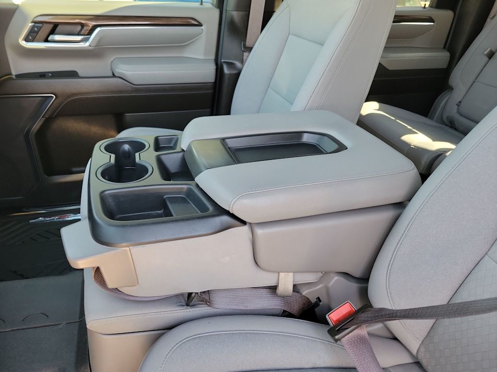 Thumbnail: 2024 Chevrolet Silverado 2500 - 16