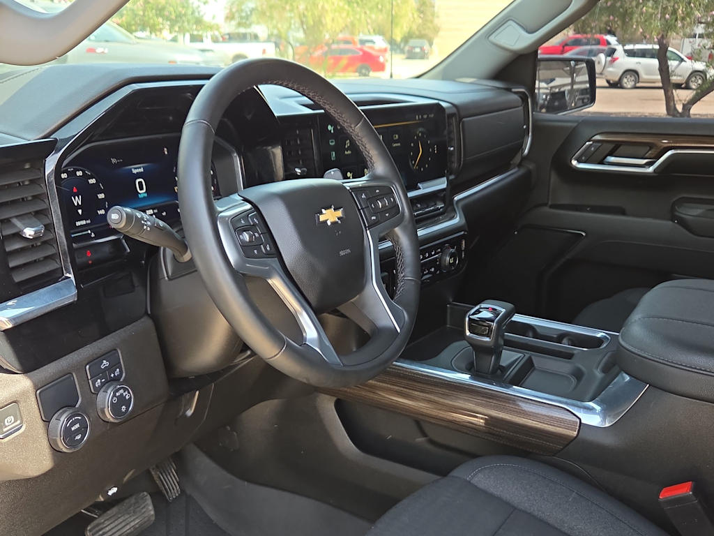 Thumbnail: 2024 Chevrolet Silverado 1500 - 2