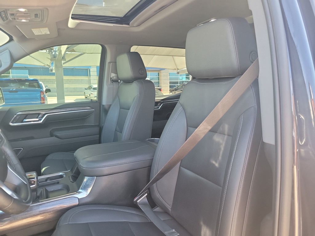 Thumbnail: 2024 Chevrolet Silverado 1500 - 11