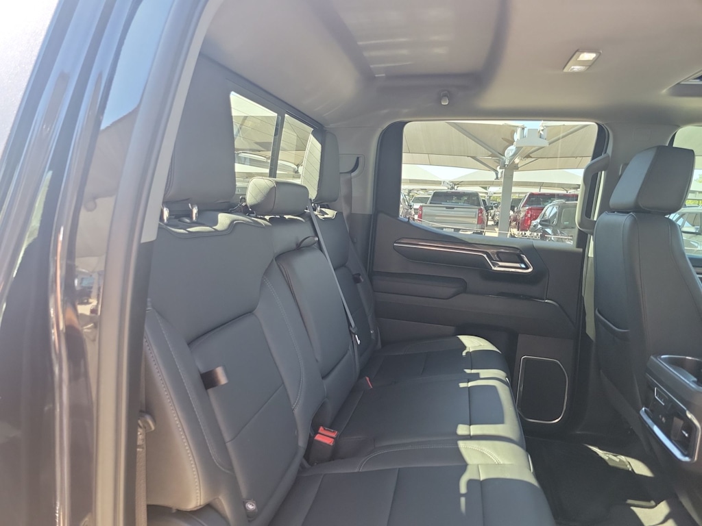 Thumbnail: 2024 Chevrolet Silverado 1500 - 18