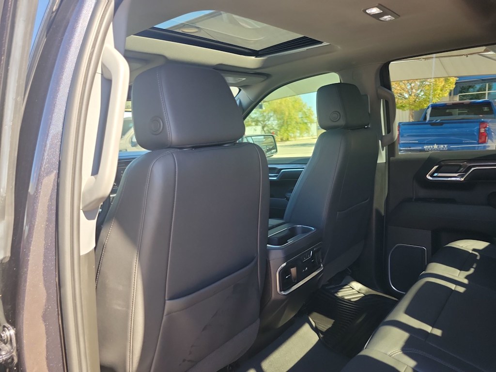 Thumbnail: 2024 Chevrolet Silverado 1500 - 13