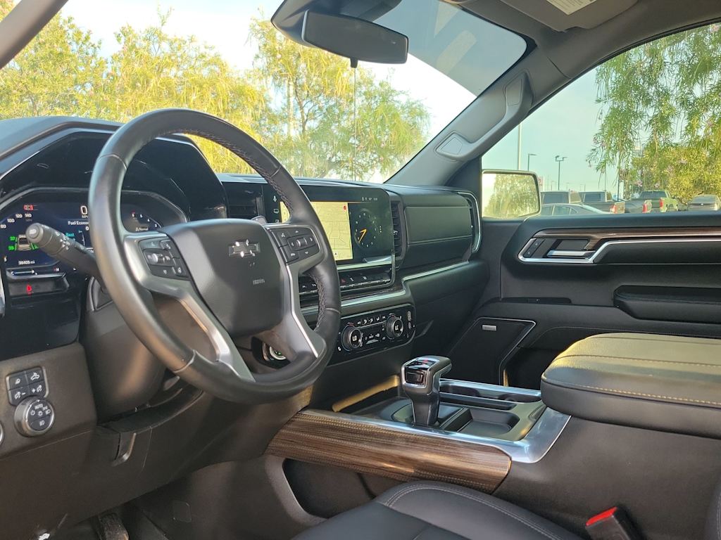 Thumbnail: 2024 Chevrolet Silverado 1500 - 2