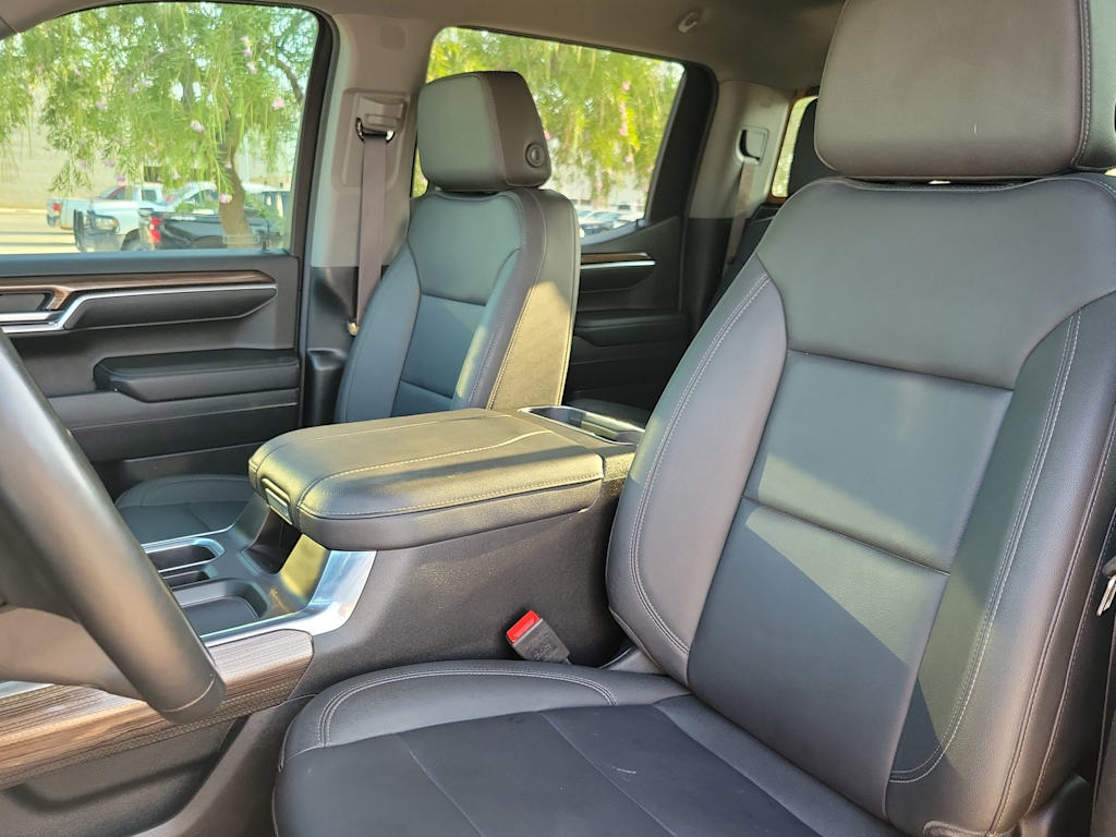 Thumbnail: 2024 Chevrolet Silverado 1500 - 11