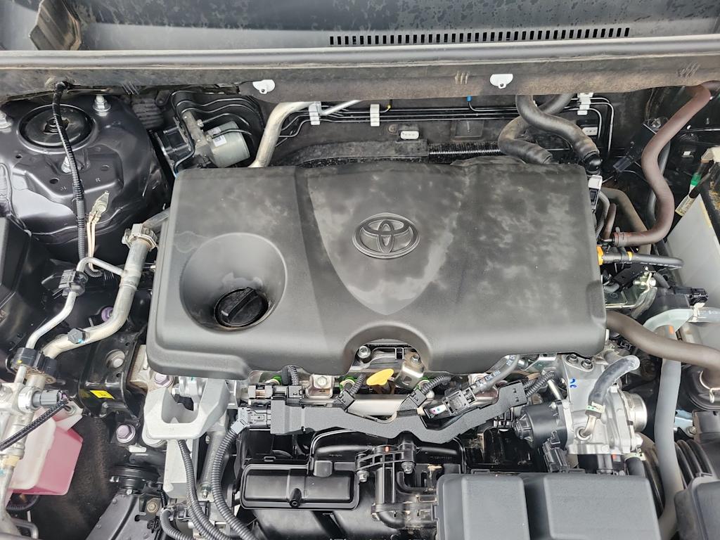 Thumbnail: 2024 Toyota RAV4 - 9