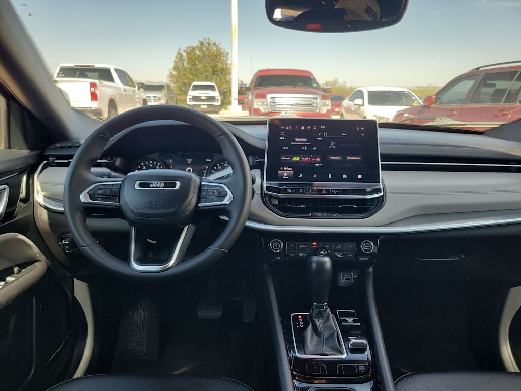 Thumbnail: 2025 Jeep Compass - 9