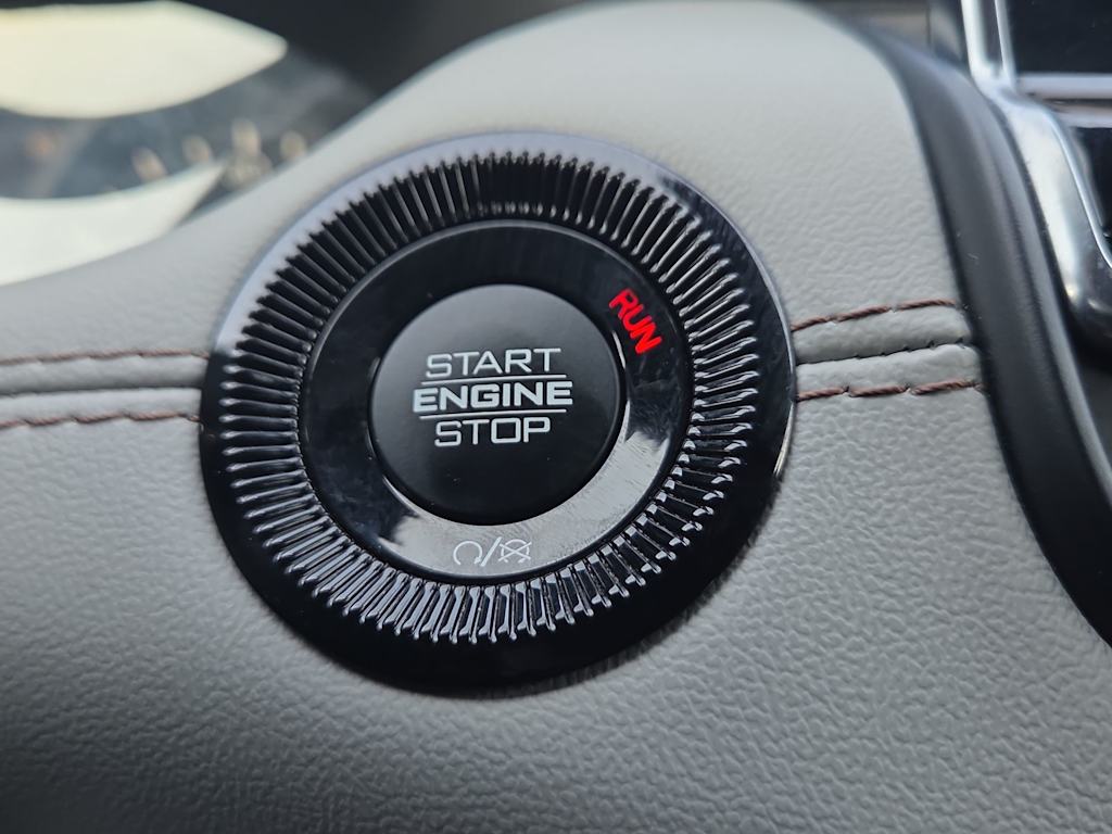 2025 Jeep Compass Limited - Photo 25