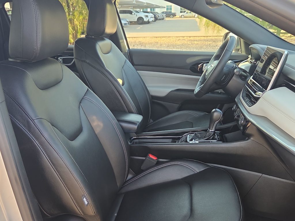 2025 Jeep Compass Limited - Photo 23