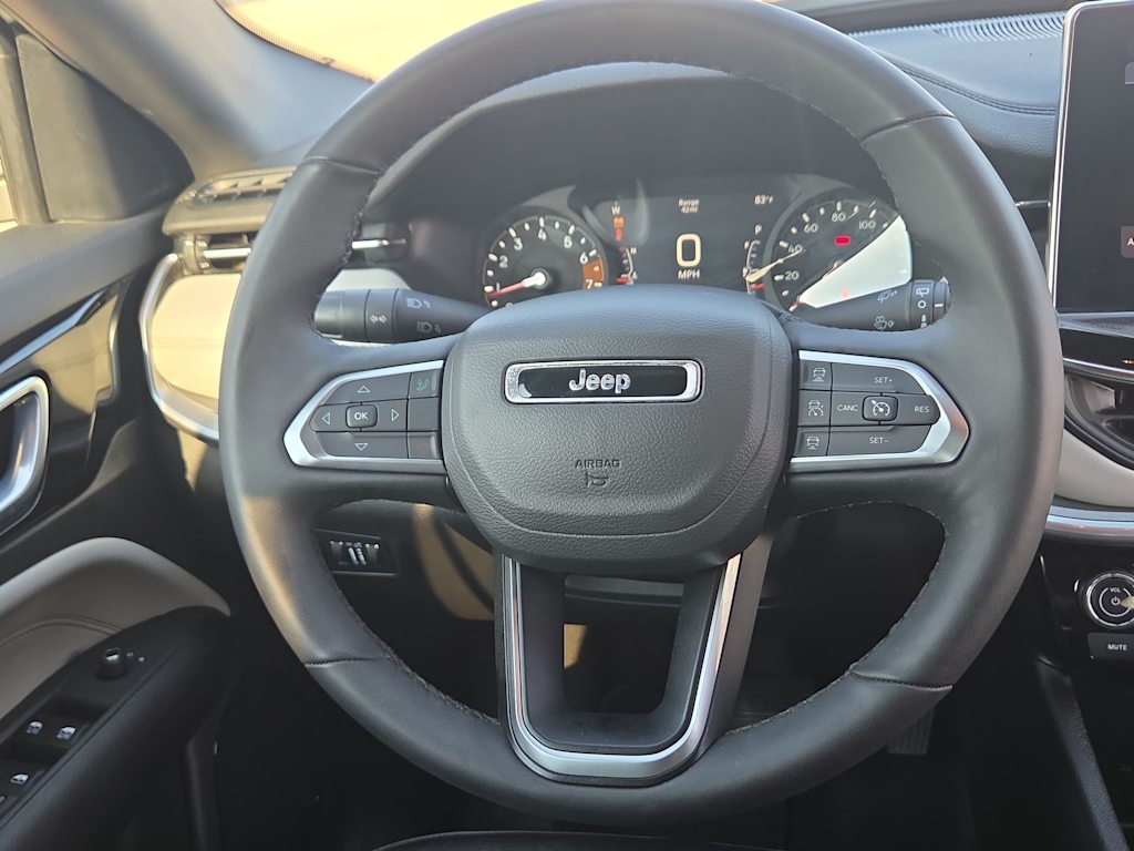 2025 Jeep Compass Limited - Photo 14