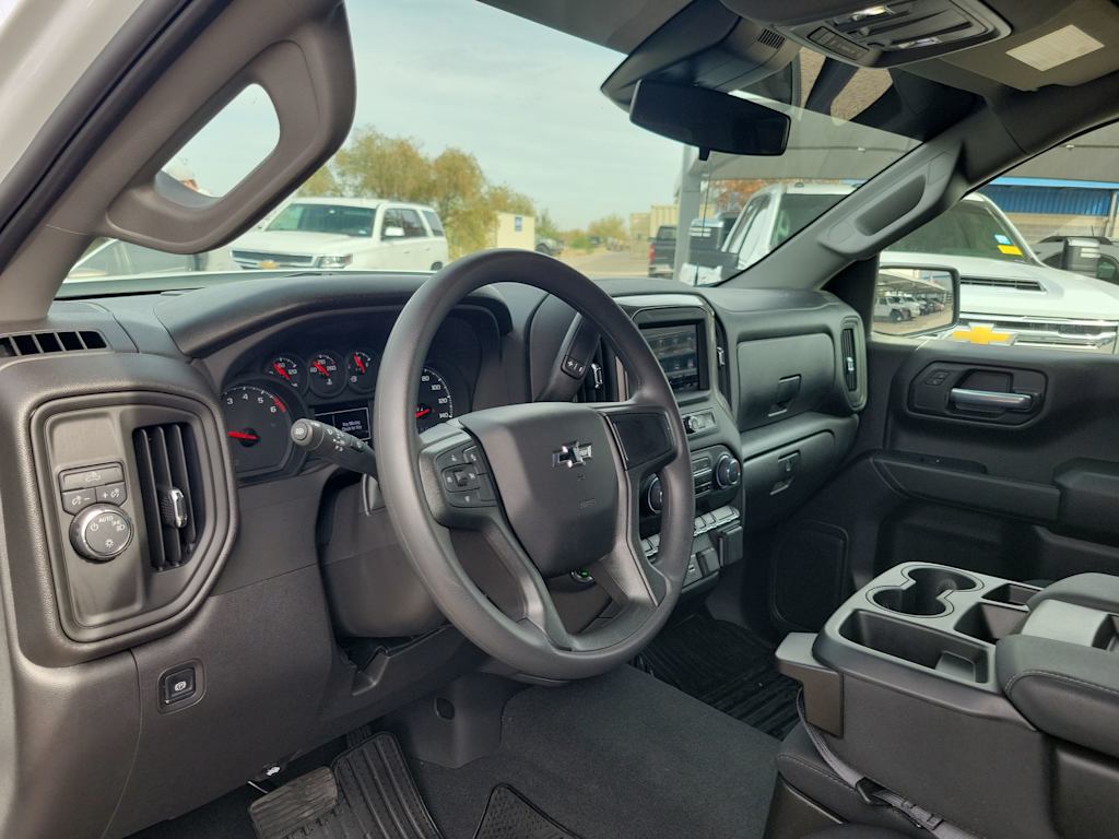 Thumbnail: 2025 Chevrolet Silverado 1500 - 2