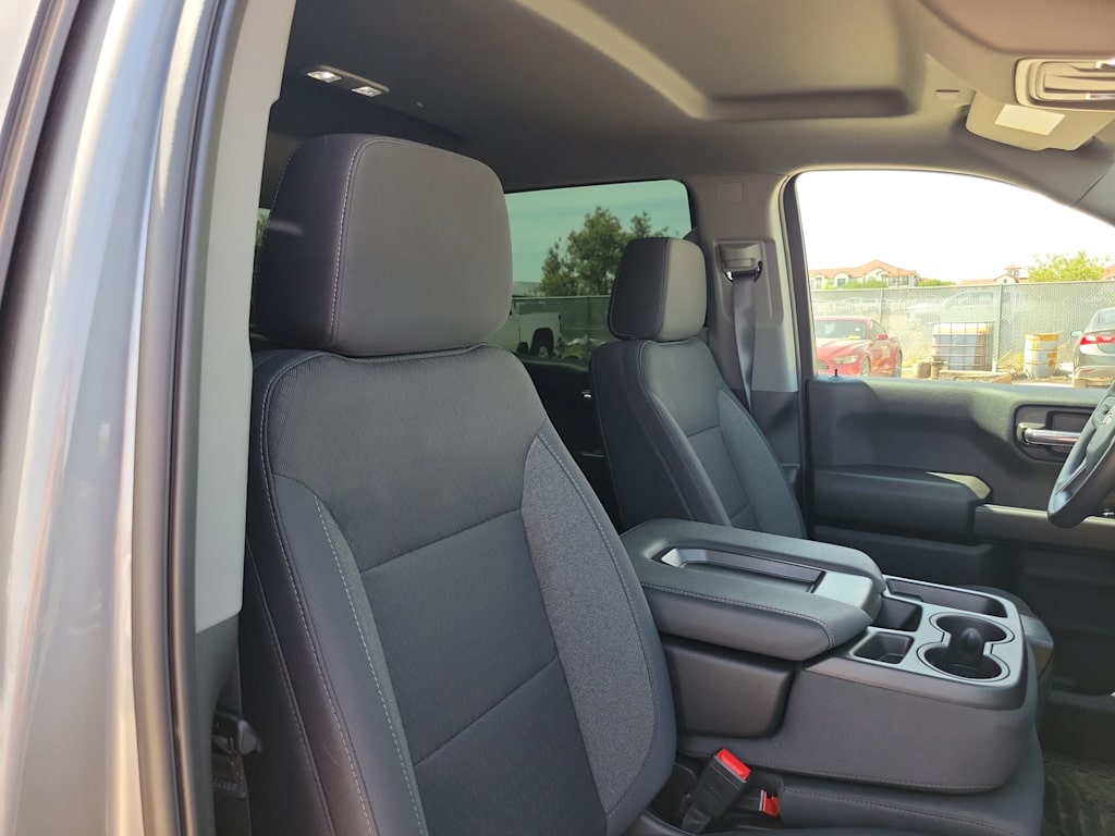 Thumbnail: 2026 Chevrolet Silverado 1500 - 12