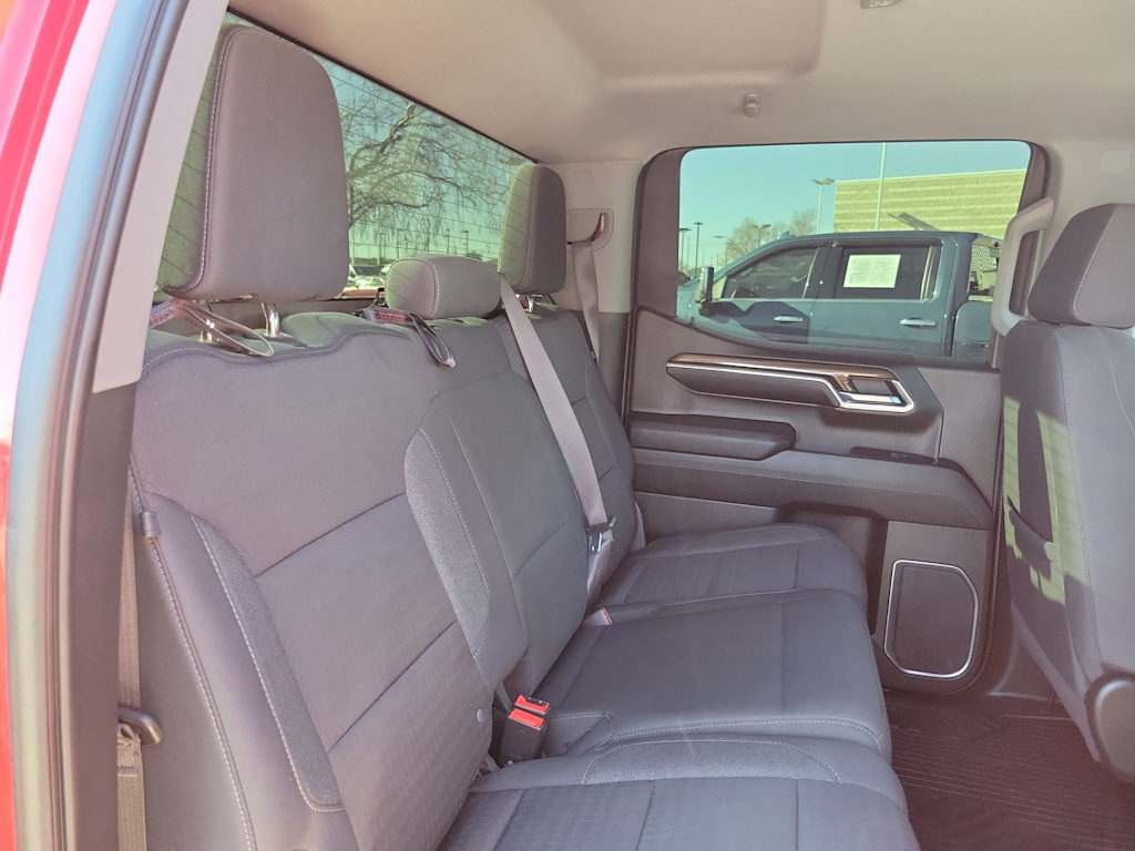 Thumbnail: 2023 Chevrolet Silverado 1500 - 17