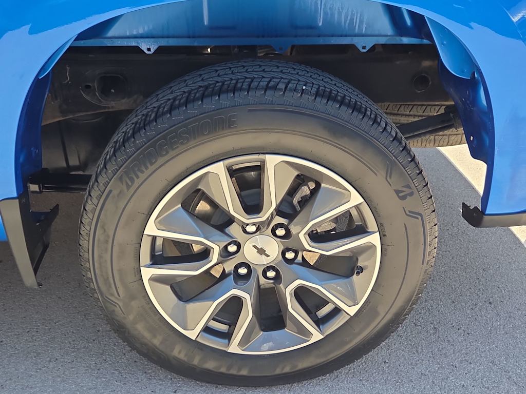 Thumbnail: 2025 Chevrolet Silverado 1500 - 8
