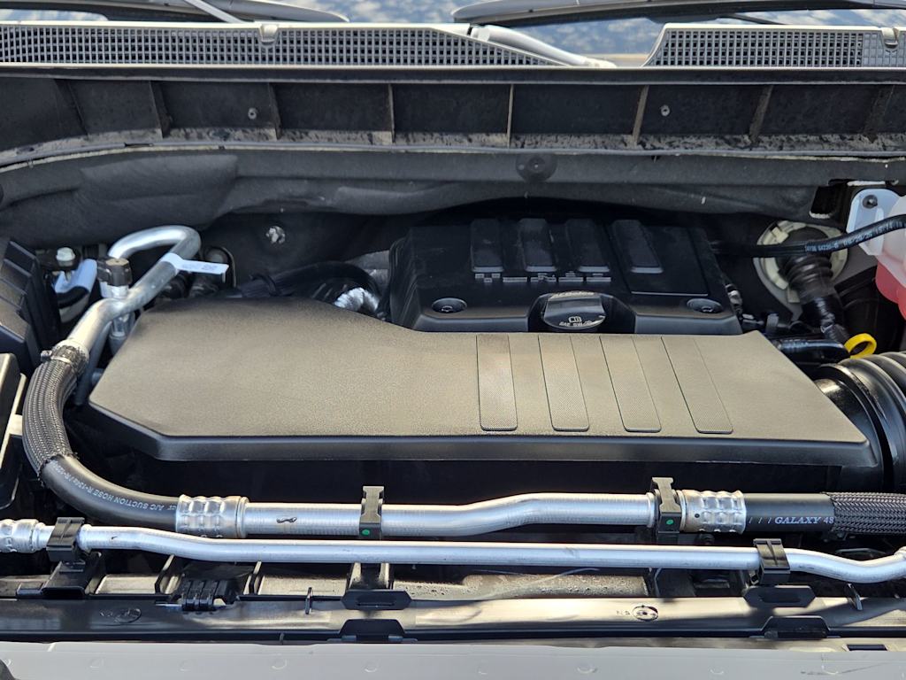 Thumbnail: 2026 Chevrolet Silverado 1500 - 9