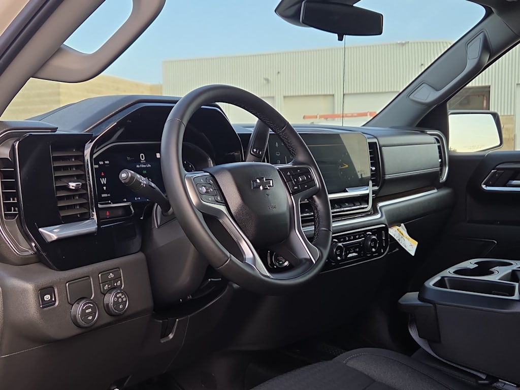 Thumbnail: 2026 Chevrolet Silverado 1500 - 2