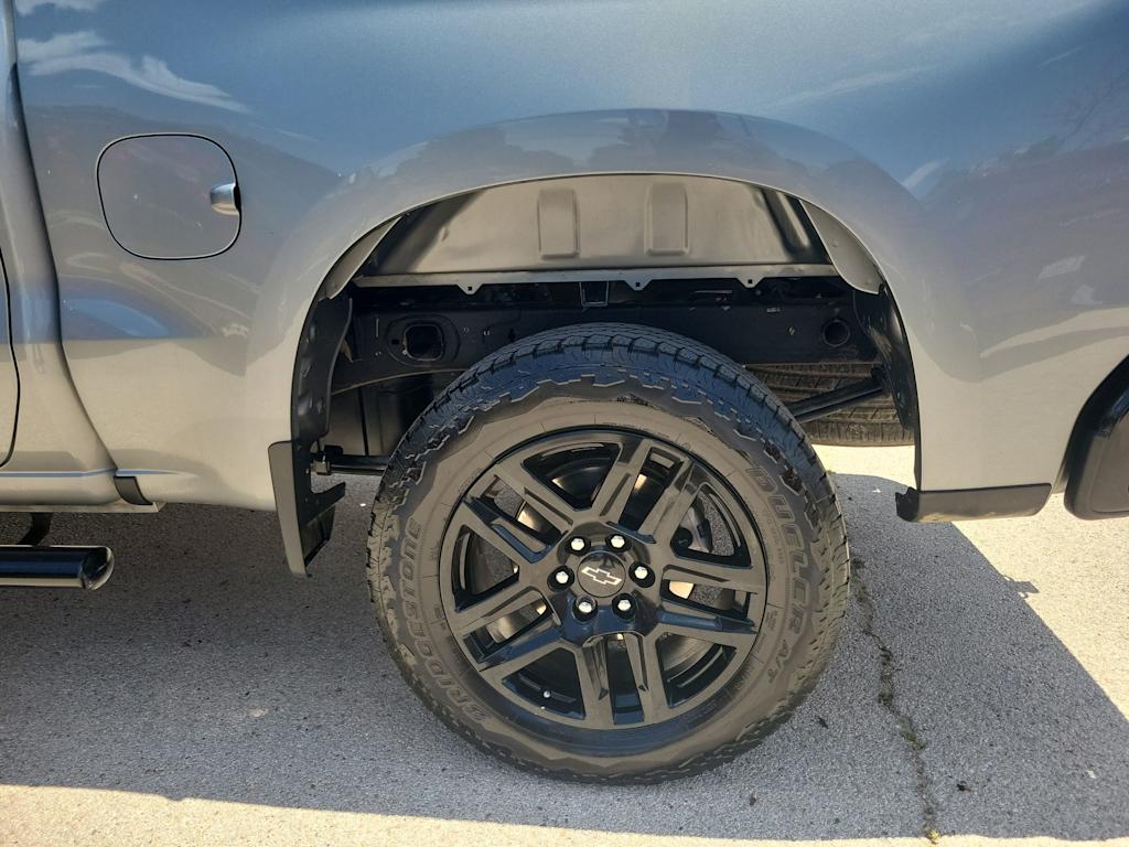 Thumbnail: 2025 Chevrolet Silverado 1500 - 8