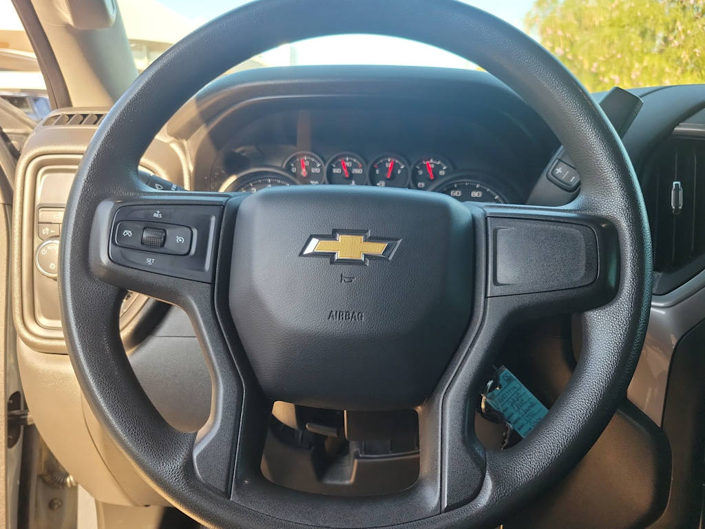Thumbnail: 2020 Chevrolet Silverado 1500 - 15