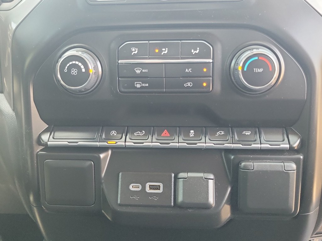 Thumbnail: 2021 Chevrolet Silverado 1500 - 23