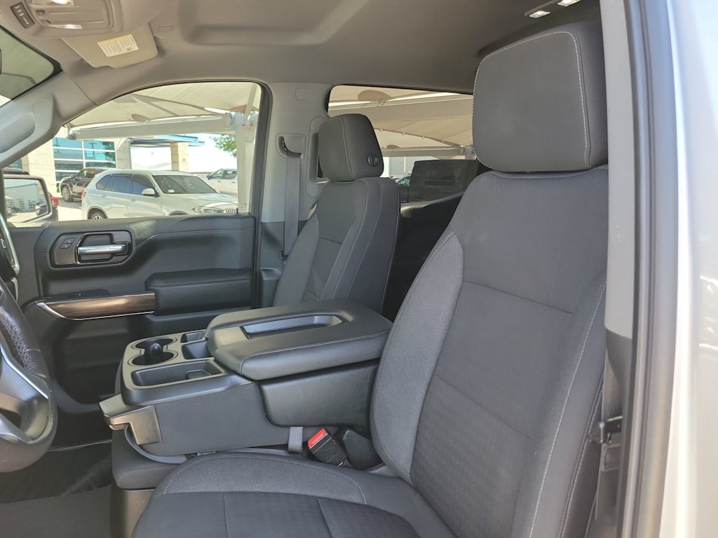 Thumbnail: 2021 Chevrolet Silverado 1500 - 11